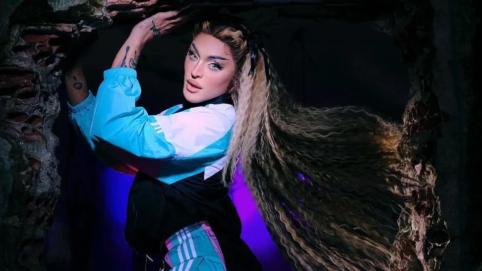 Pabllo Vittar revela que já se machucou durante sexo em grupo