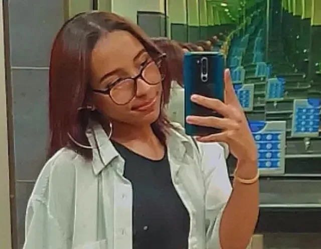 Engano! Jovem viraliza após se candidatar para vaga de prostituta sem querer