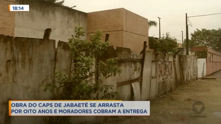 Obra do CAPS de Jabaeté se arrasta por oito anos e moradores cobram a entrega