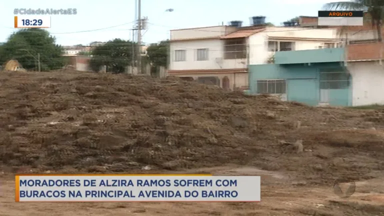 Moradores de Jardim Botânico sofrem com  buracos na principal avenida do bairro