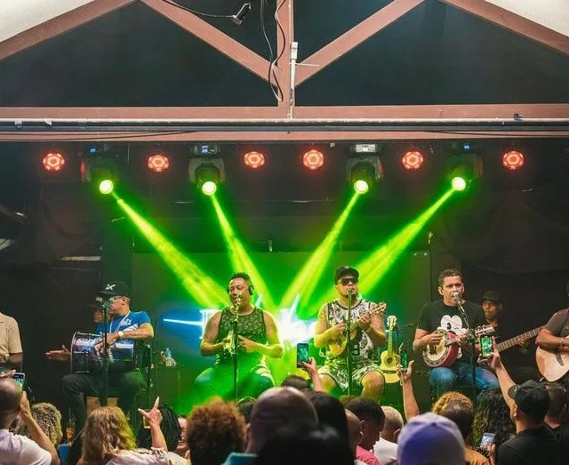 Revelação e SambaSoul fazem shows de graça em Vila Velha nesta segunda
