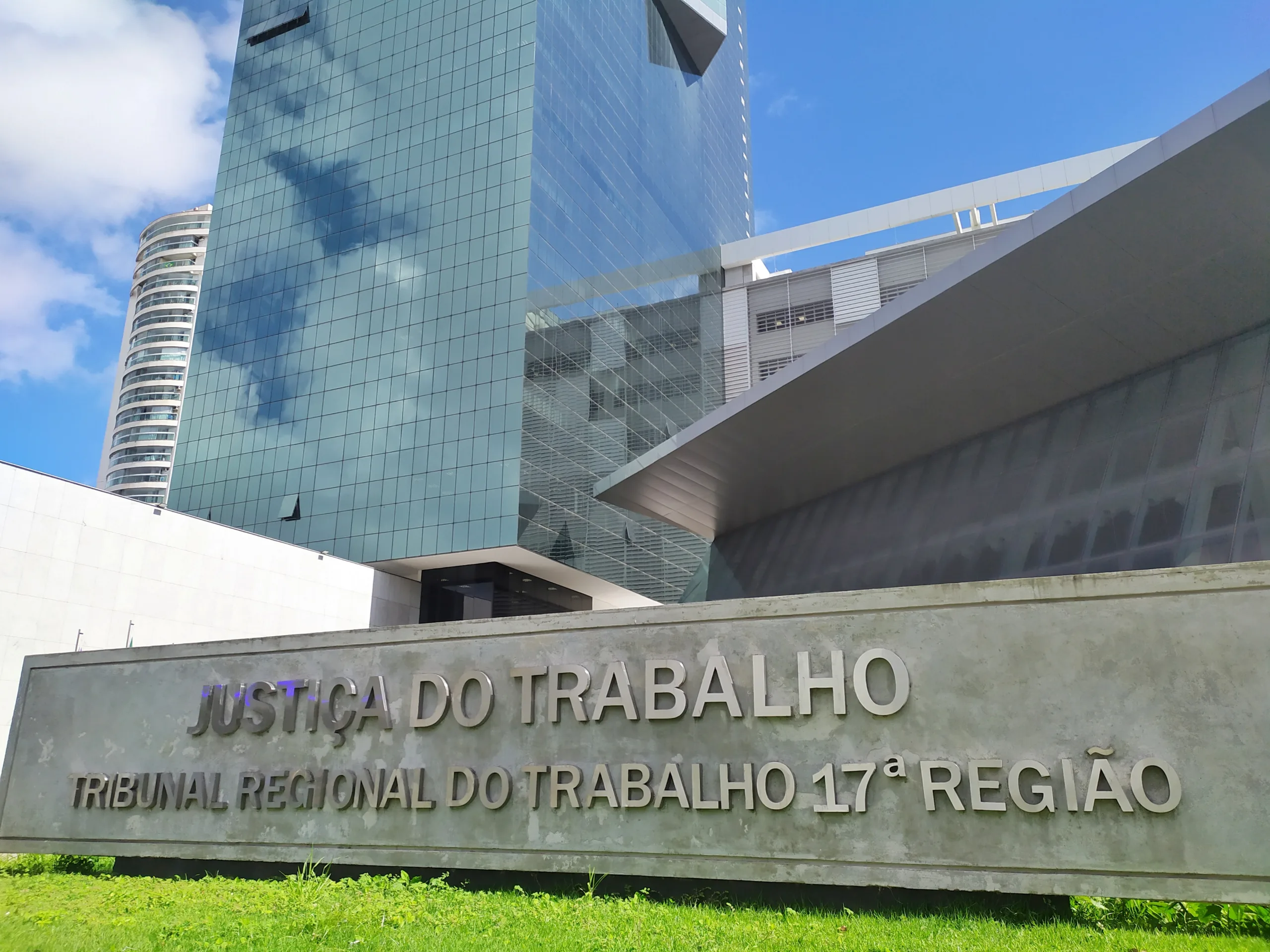 Empresa do ES é condenada por assédio eleitoral e deve pagar R$ 100 mil a funcionários