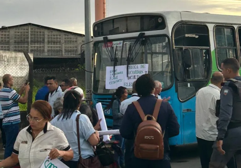 Justiça proíbe rodoviários no ES de fazerem bloqueios no trânsito