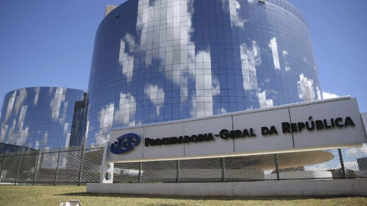 Investigação sobre tentativa de golpe está 'em via de conclusão', diz PGR