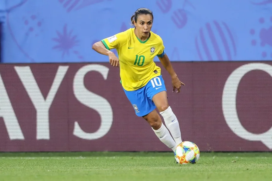 Lesionada, Marta é cortada da seleção e não jogará torneio amistoso em São Paulo