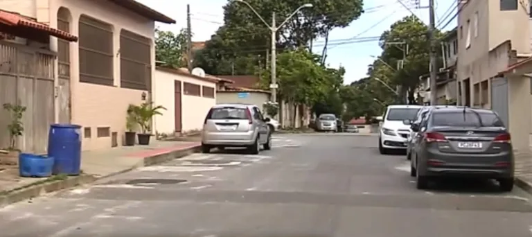 Homem se passa por funcionário da Prefeitura da Serra para tentar invadir casas