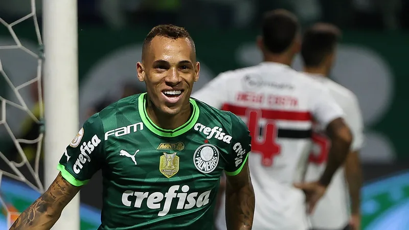 Palmeiras lava a alma e humilha o São Paulo no Brasileirão