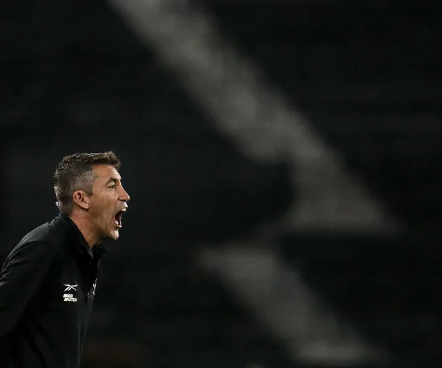 Jogadores pedem e Botafogo demite técnico Bruno Lage