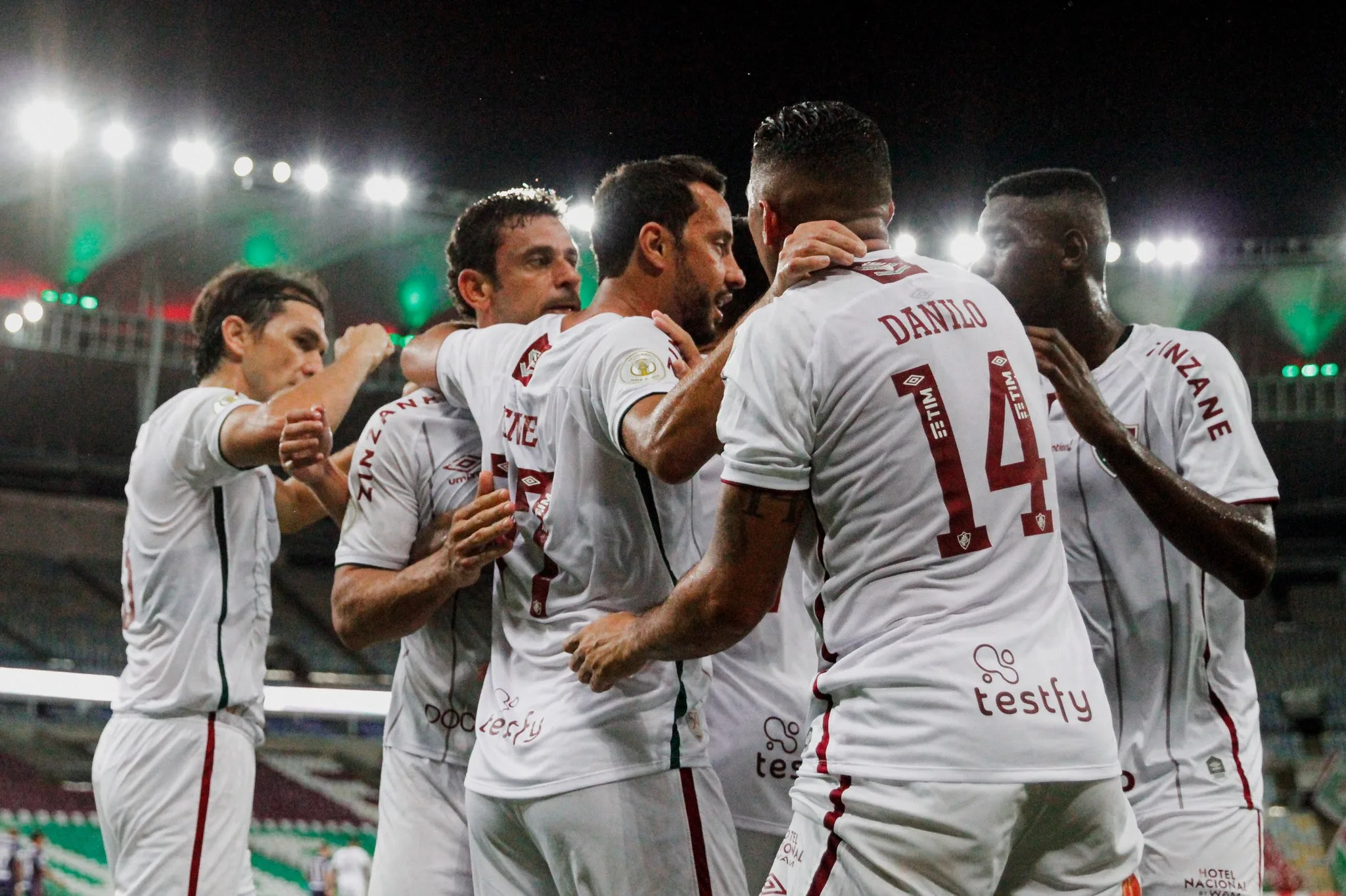 Com vaga na Libertadores, Fluminense promete aumento de até 30% folha salarial