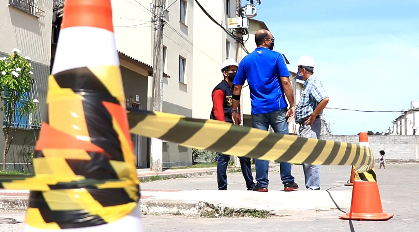 Crea identifica problemas na estrutura de prédio em Vila Velha, que ficará interditado por 72 horas