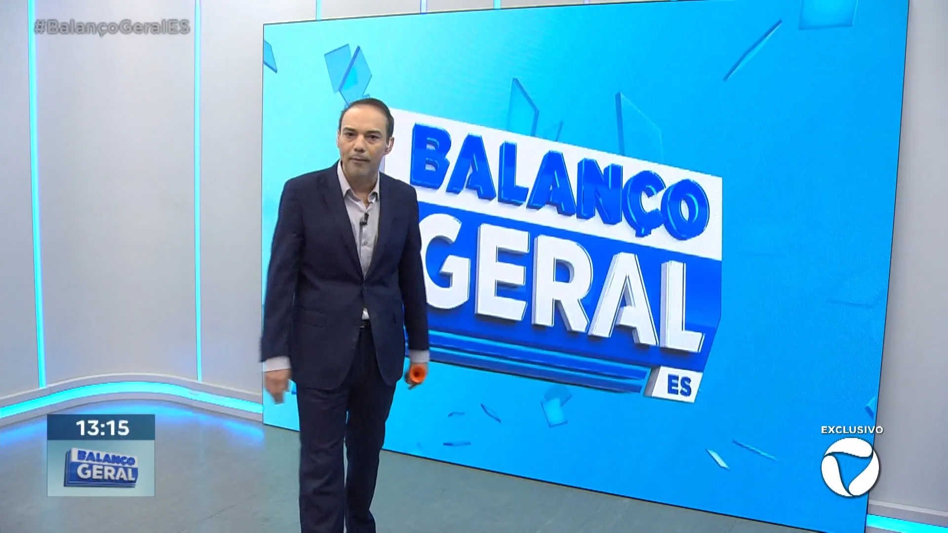 SÓ ISSO? HOMEM CHEGA 'DAQUELE JEITO' EM CASA, PEDE JANTA, MAS ACHA POUCA COMIDA E AÍ SOBRA PRA QUEM?