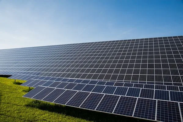 Energia solar fotovoltaica segue em crescimento no Brasil