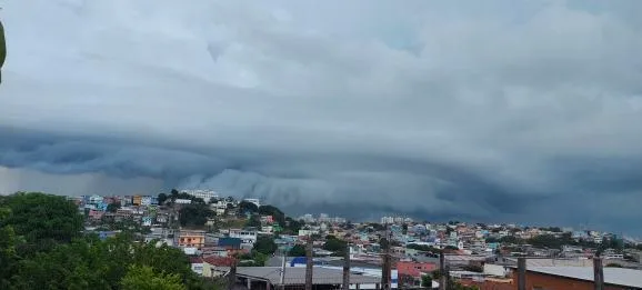 Cidades do ES recebem novo alerta de chuva; veja previsão do tempo para o fim de semana