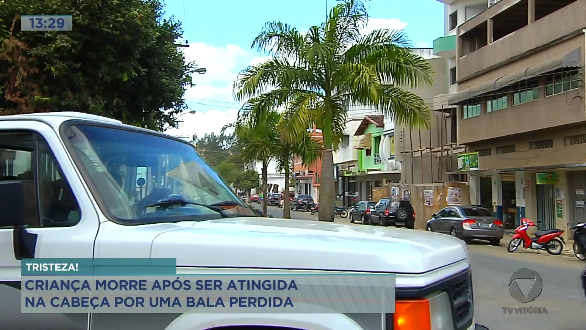 Um menino de dois anos morreu após ser atingido por bala perdida