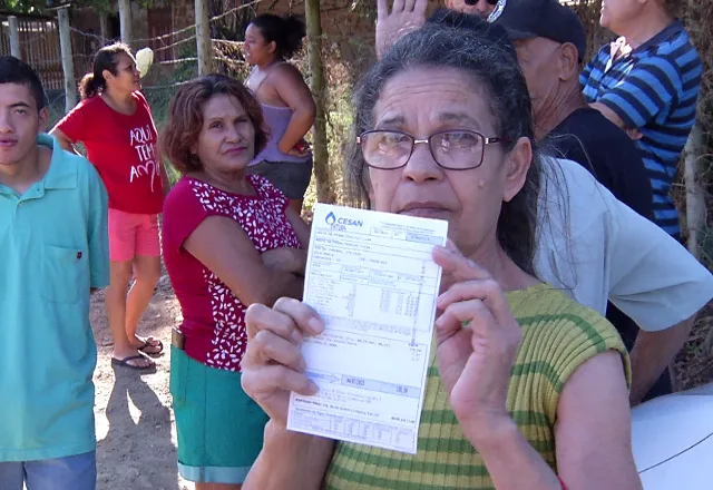 Com temperaturas acima dos 30ºC, bairros de Cariacica sofrem com falta d'água