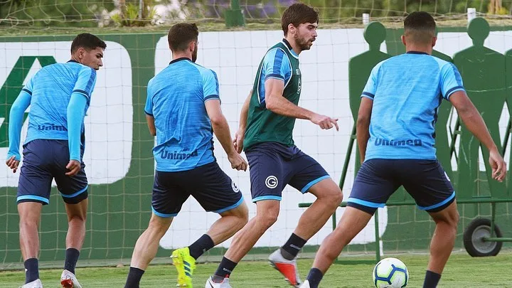 Com 100% no 2º turno, Goiás enfrenta pela frente o Botafogo em busca da 5ª vitória seguida