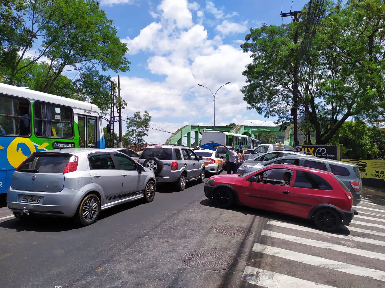 Vai sair de casa? Prepare-se! Trânsito na Grande Vitória é intenso nesta manhã