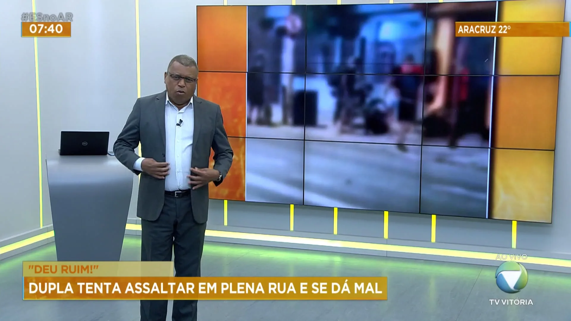 Dupla tenta assaltar no meio da rua e se dá mal