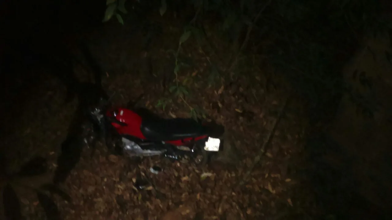 Motociclista morre ao cair de ponte no interior de Jerônimo Monteiro