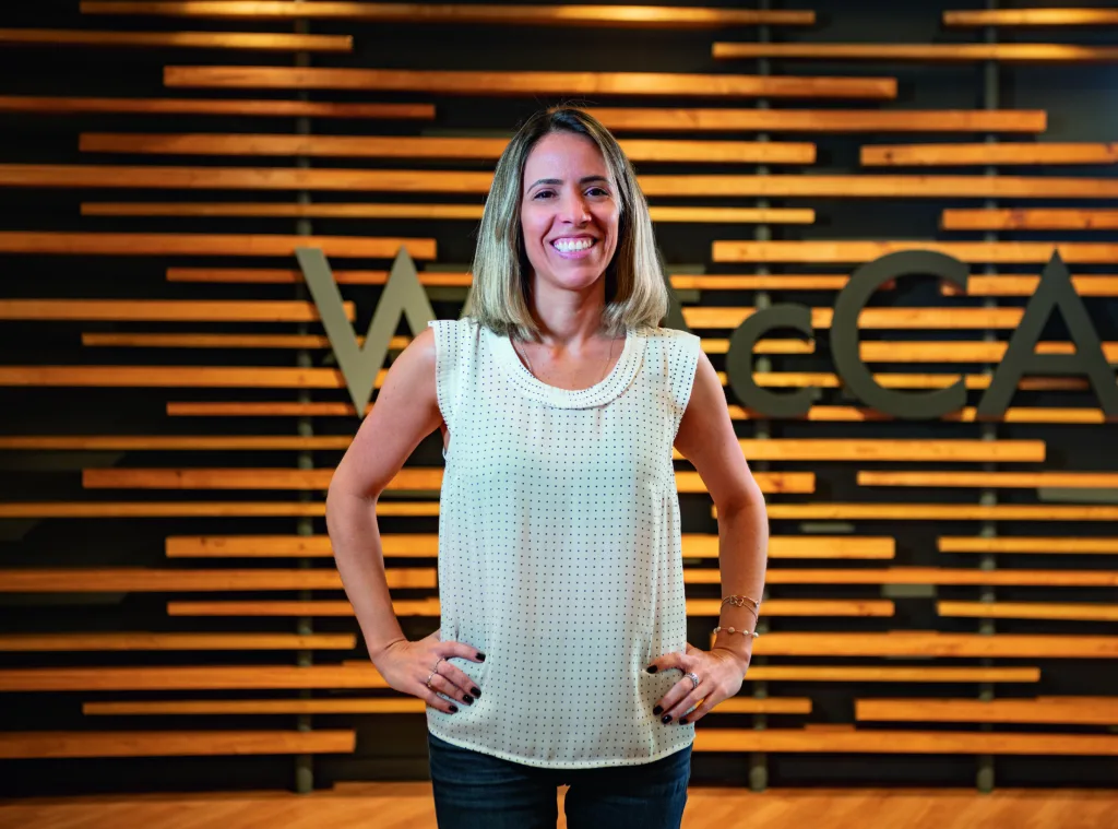 WMcCann promove Marina Serra a diretora de conta