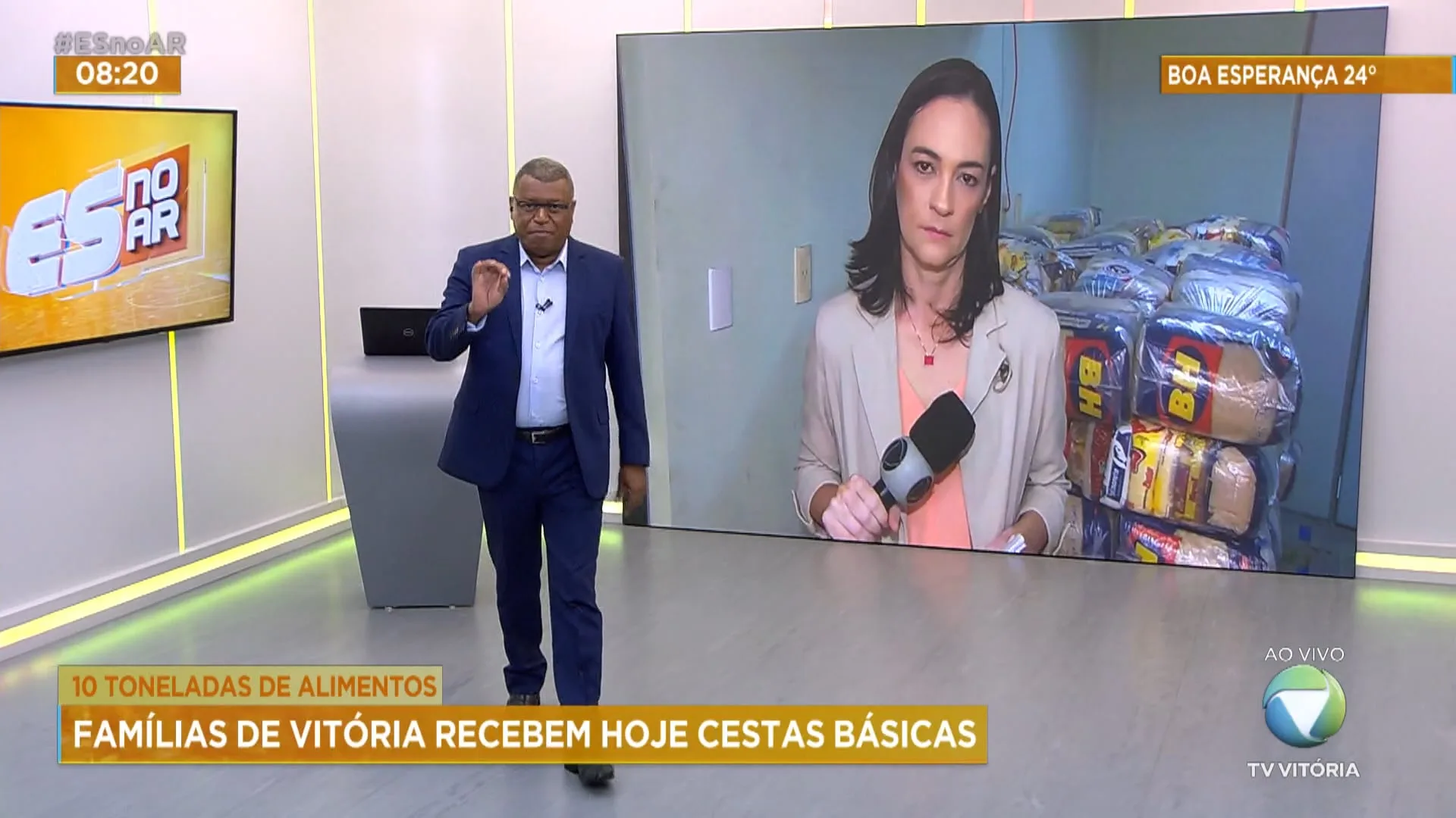 Famílias de Vitória recebem cestas básicas