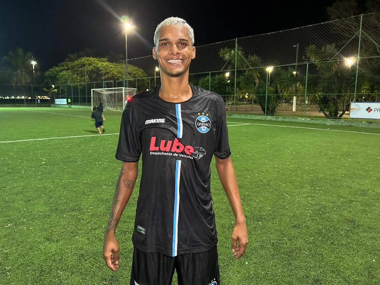 Vitinho brilha e faz a alegria do Grêmio do Forte São João