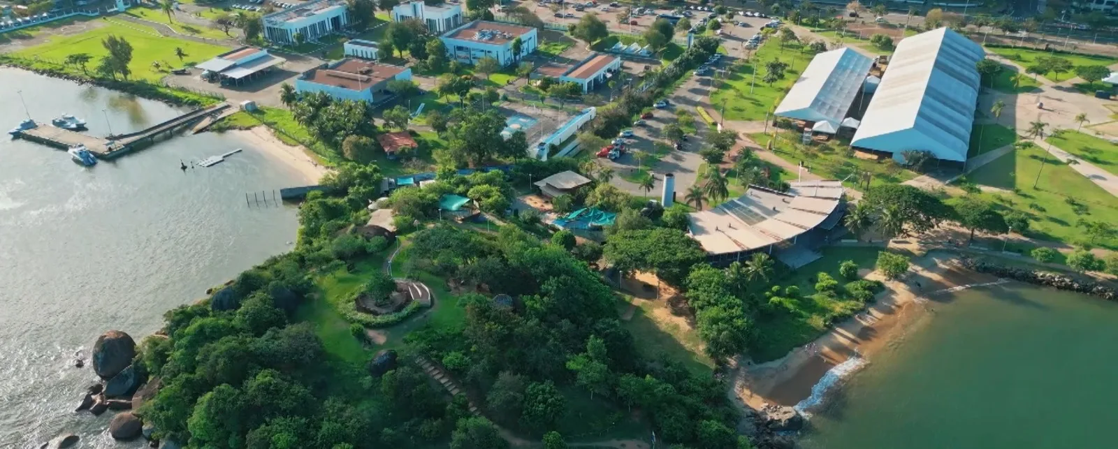 VÍDEO| Imagens de drone mostram belezas da região da Praça do Papa