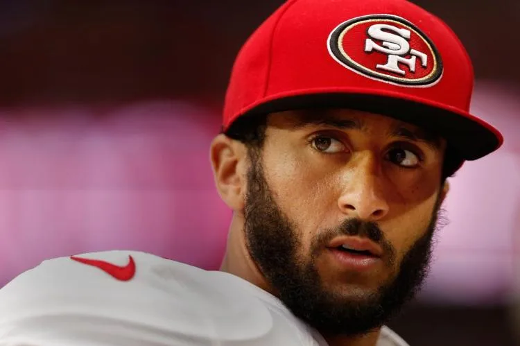 'Panteras Negras' dos Jogos de 68 apoiam protesto racial de Kaepernick na NFL