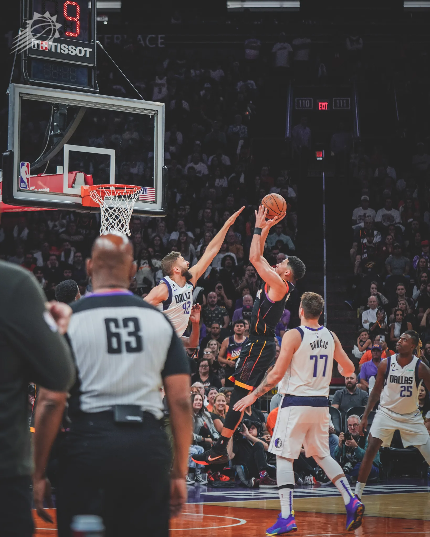 Após decepção na temporada passada, Phoenix Suns estreia com vitória na NBA