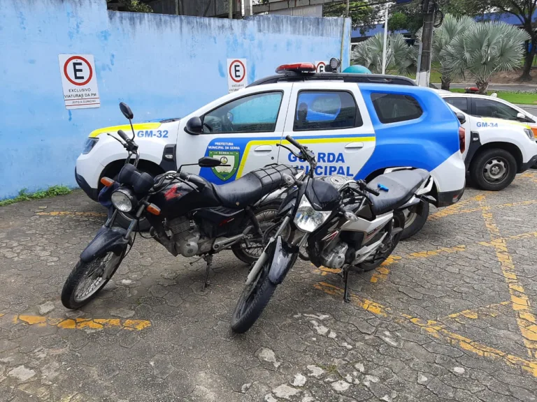 Adolescentes são apreendidos após furtarem motos na Serra