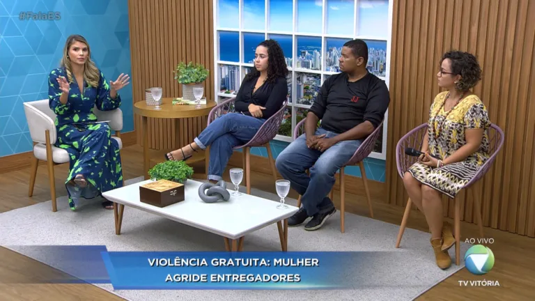 Vídeos mostram violência física e verbal gratuita...