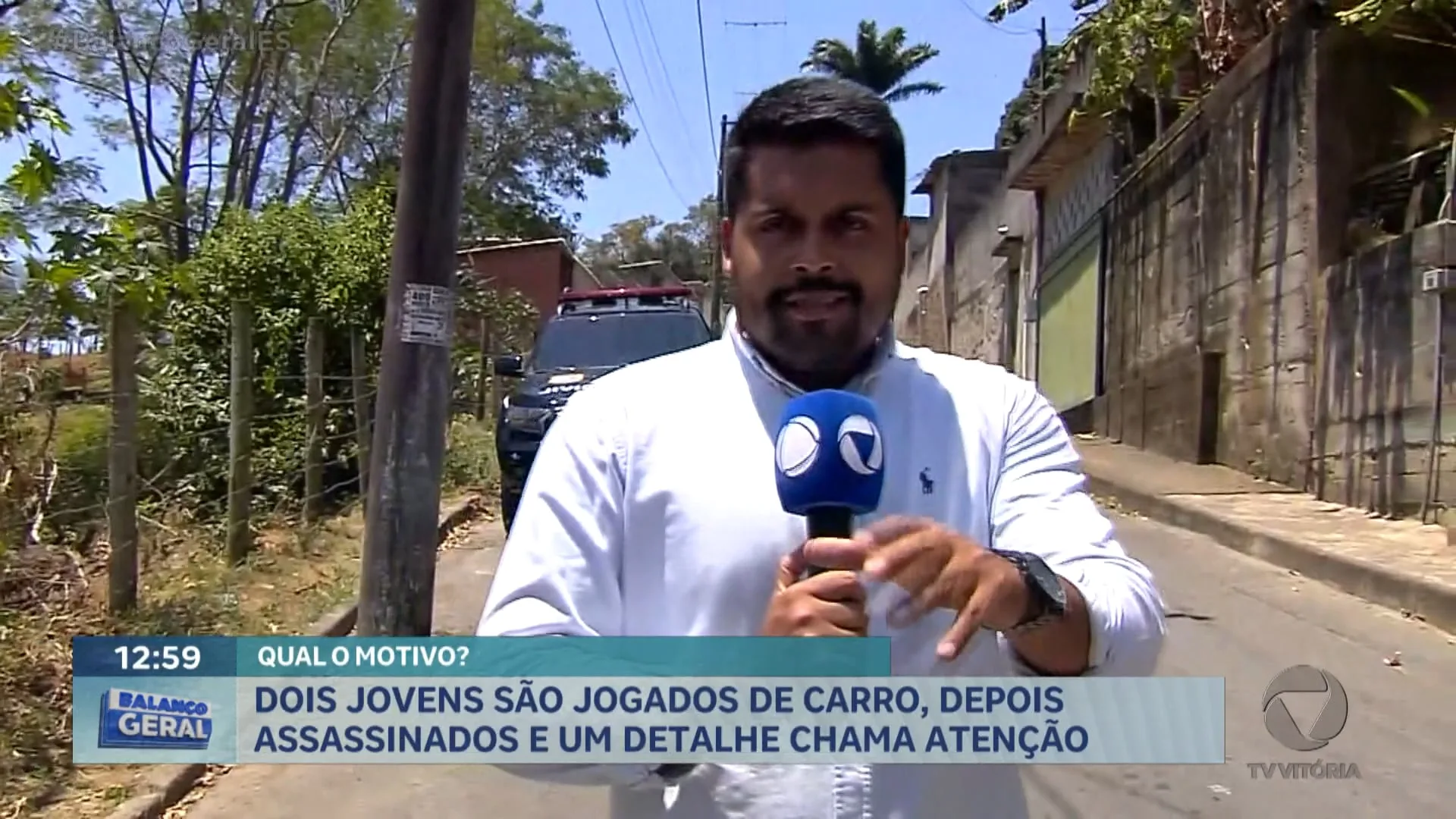 Jovens são jogados de carro e depois assassinados na rua