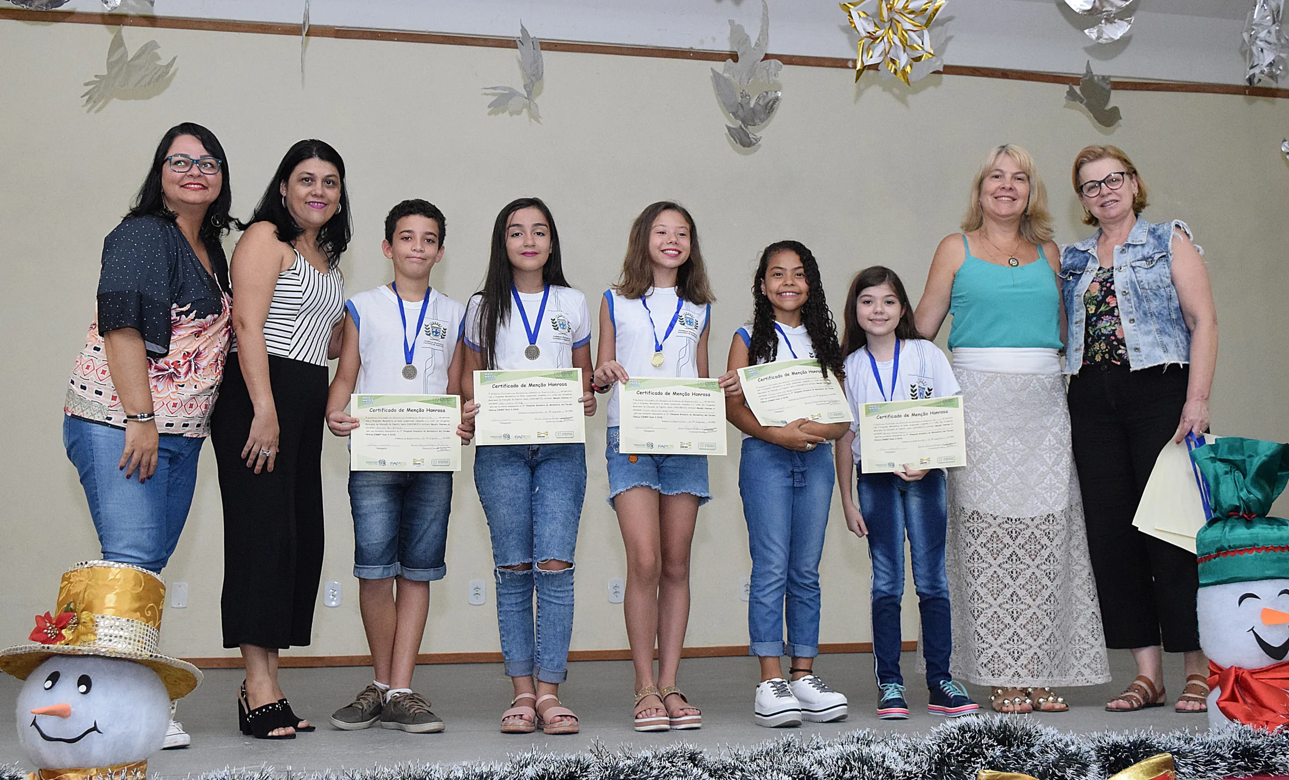 Alunos de Cachoeiro são premiados por desempenho em Olimpíada de Matemática