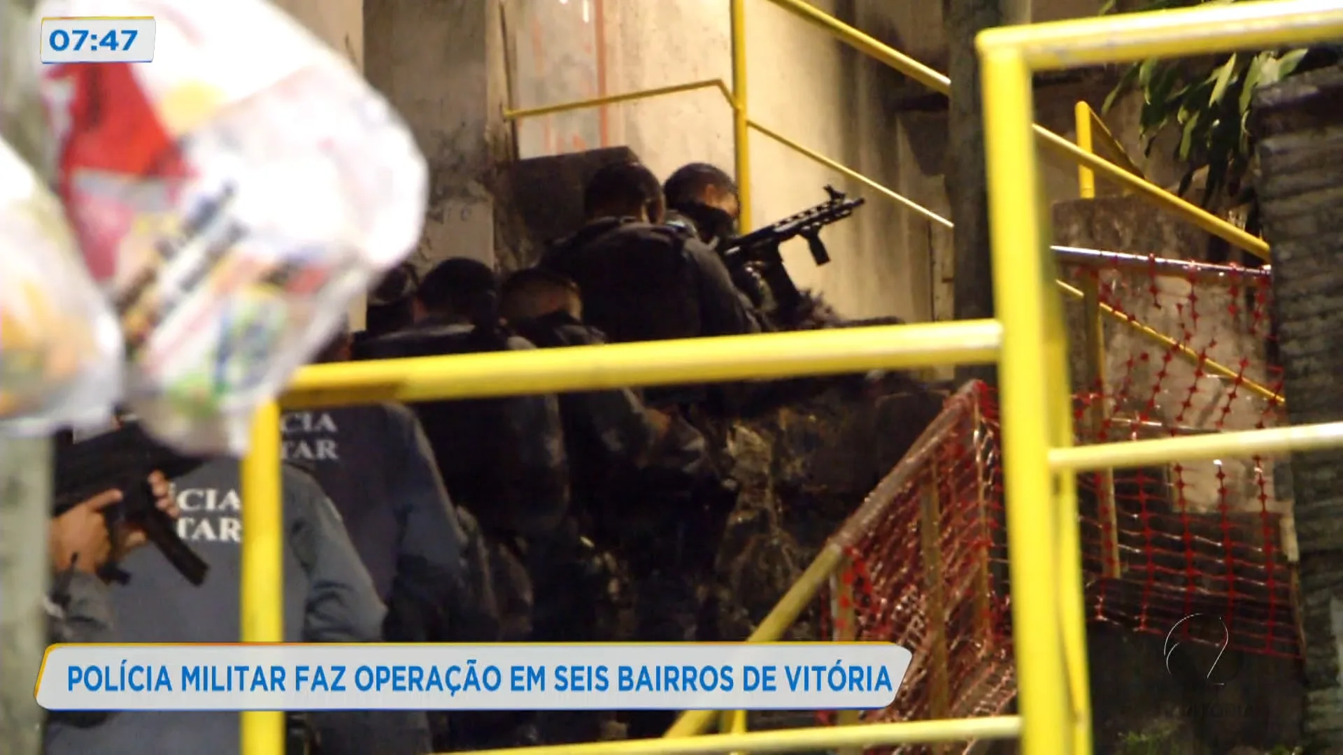 Polícia militar faz operação em seis bairros de Vitória