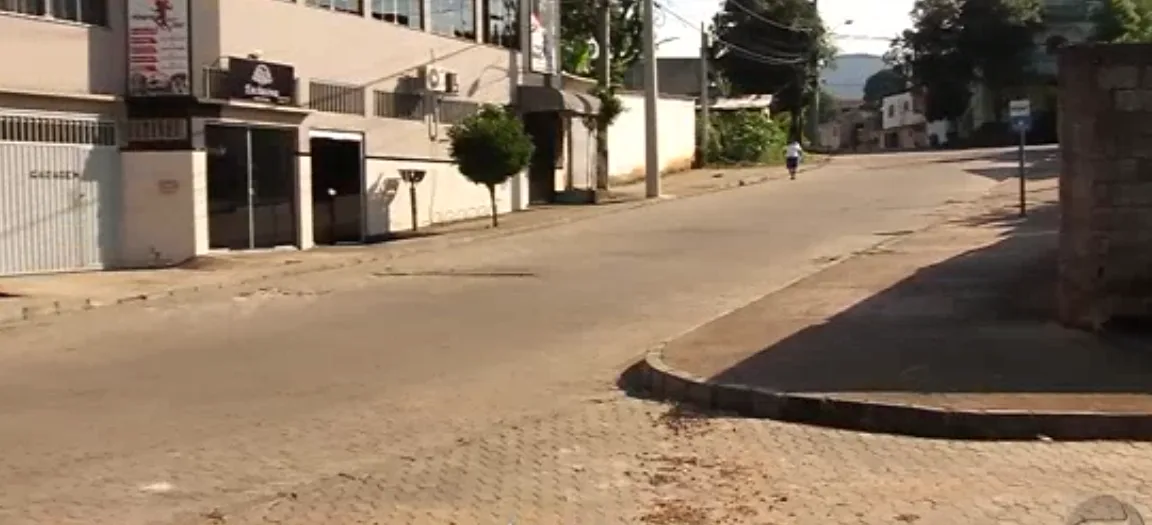 Rapaz volta a bairro para visitar filho recém-nascido e é morto a tiros em Cariacica