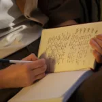 Registrar a própria vida é um gesto de coragem e cuidado: a escrita como caminho para compreender-se.