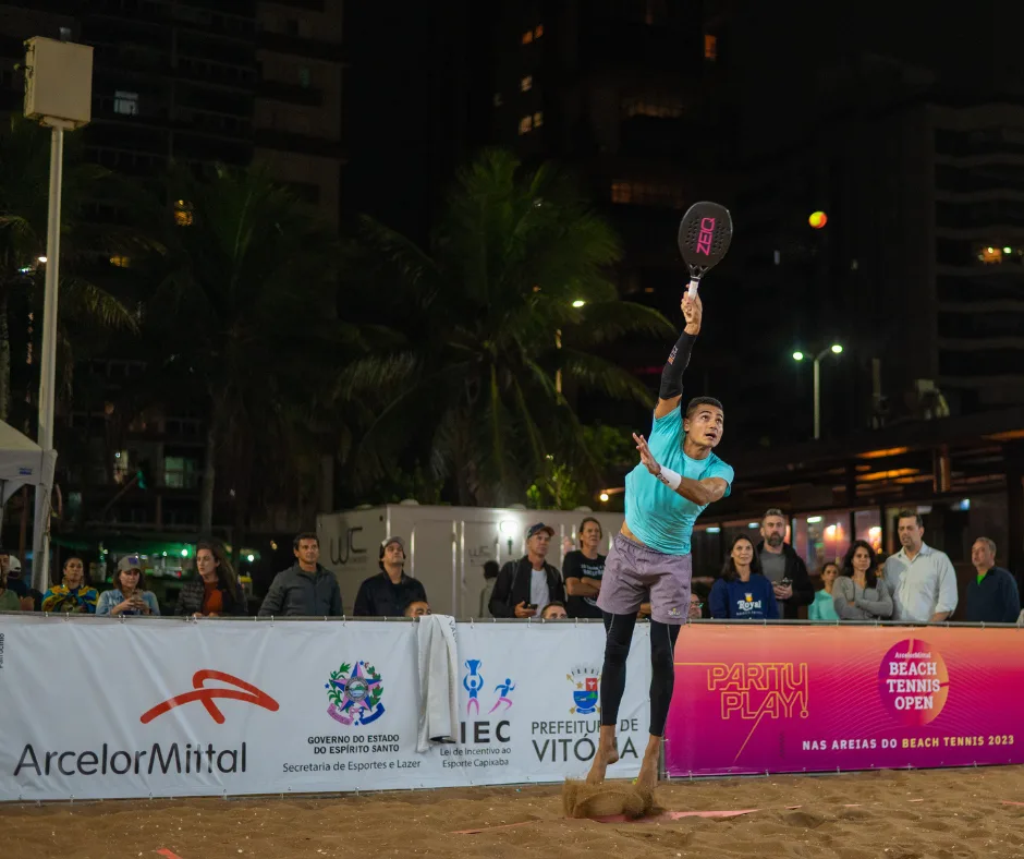 Recorde de inscritos e disputas acirradas marcam o ArcelorMittal Beach Tennis Open; conheça os campeões