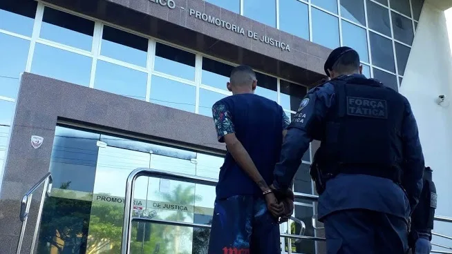 Casal é preso em flagrante e outras oito pessoas são detidas por tráfico de drogas em Linhares