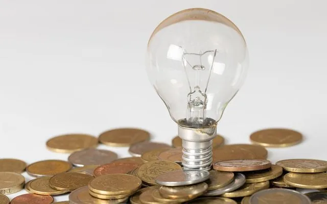 Aumento na conta de luz incentiva economia de energia e sustentabilidade