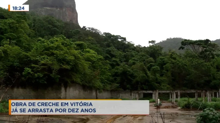 Moradores esperam há 10 anos por obra em creche de Vitória