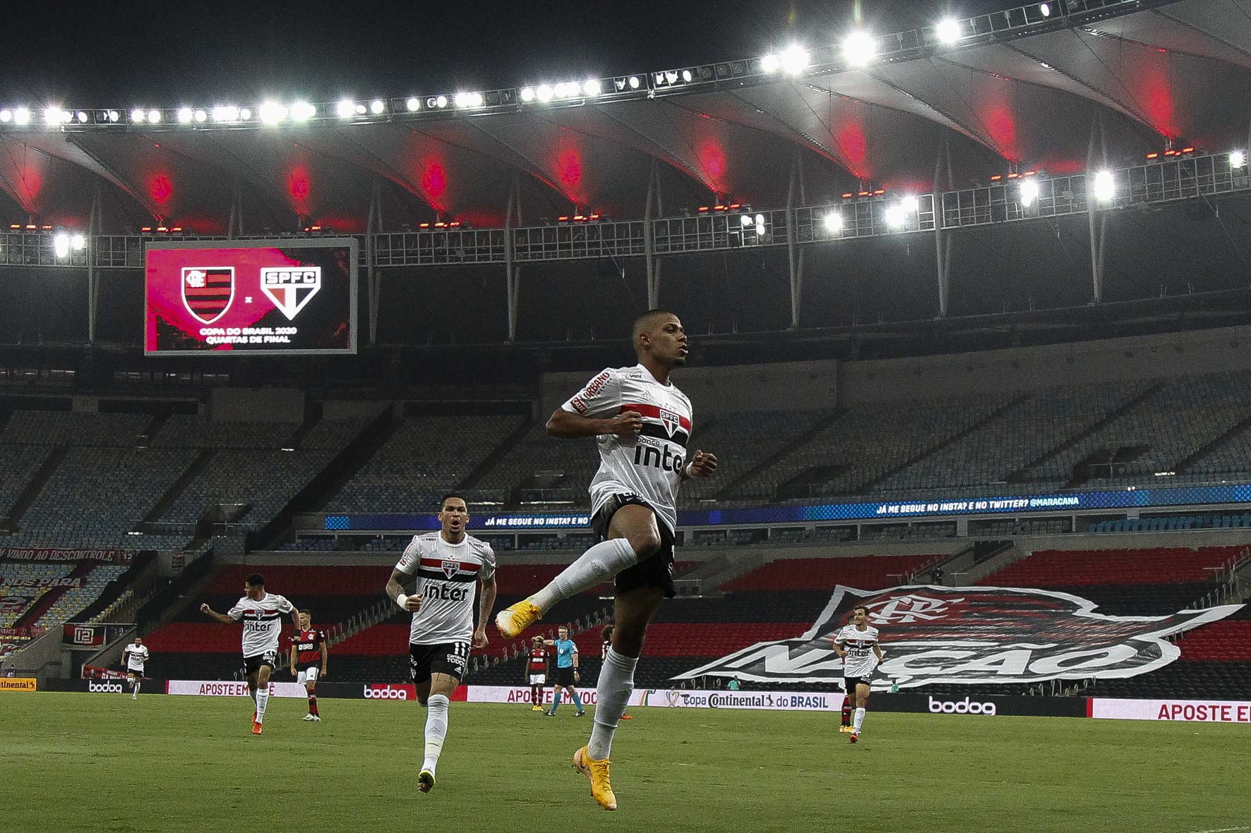 São Paulo terá volta de Brenner, mas perde Diego Costa e aguarda Bruno Alves