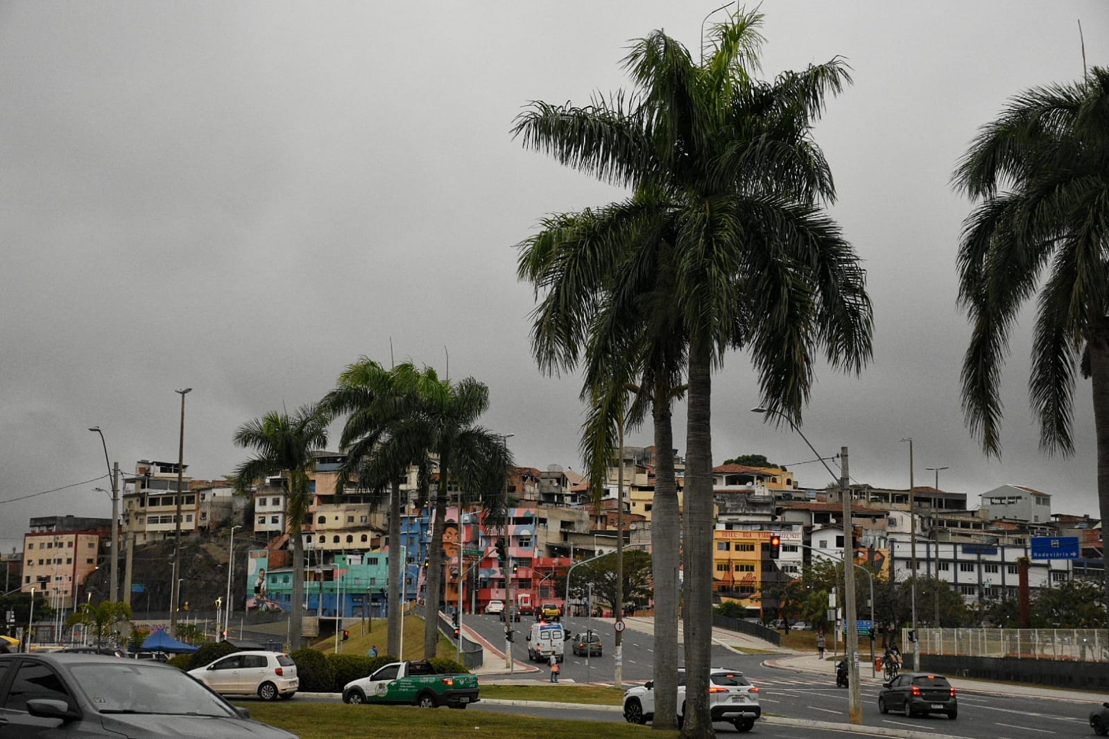 Temperaturas caem e pode chover em algumas regiões do ES neste sábado. Veja a previsão!