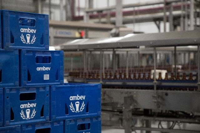 Ambev abre mais de 100 vagas para área de tecnologia