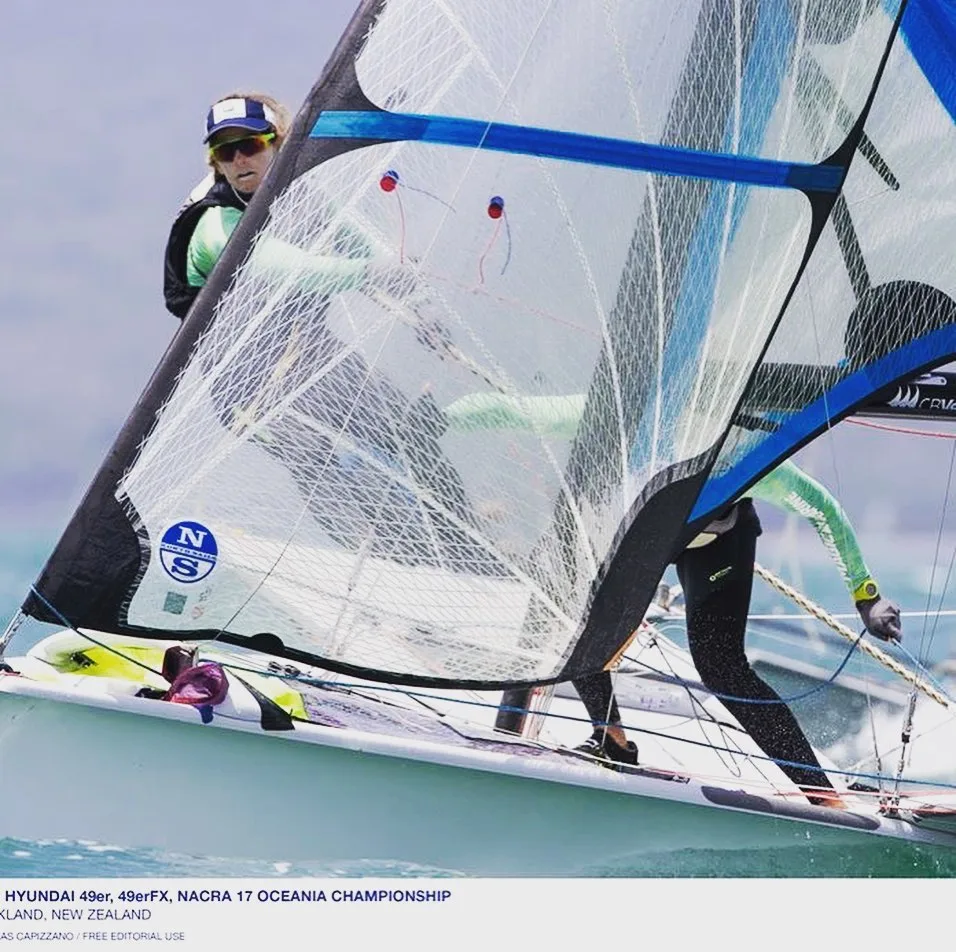 Martine Grael e Kahena seguem em 1º no Mundial com início da flotilha de ouro