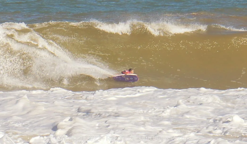 Capixabas dominam Campeonato Brasileiro de Bodyboarding, em Regência