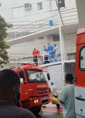 Incêndio em hospital de São Gonçalo (RJ) deixa morto e ferido