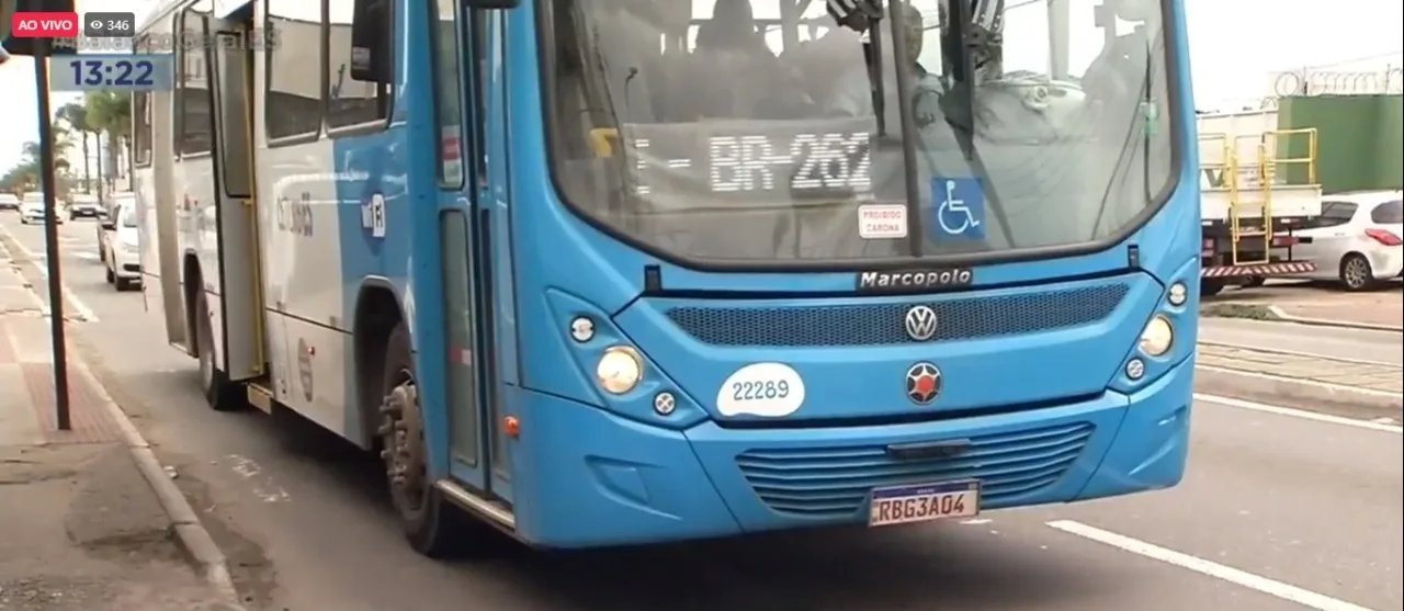 Briga e confusão dentro de ônibus em Manguinhos, na Serra