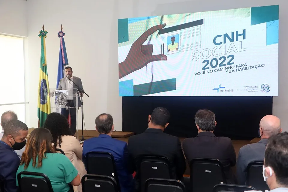 Governo do Estado lança 10 mil vagas no programa CNH Social 2022