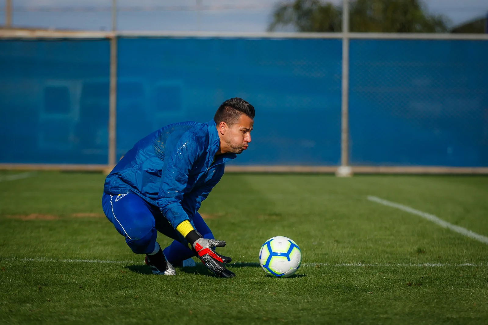 PORTO ALEGRE/RS – 03.09.2019: Treinamento no CT Presidente Luiz Carvalho, em Porto Alegre. Foto: Vinnicius Silva/Cruzeiro IMPORTANTE: Imagem destinada a uso institucional e divulgação, seu uso comercial está vetado incondicionalmente por seu autor e o Cruzeiro Esporte Clube. IMPORTANT: image intended for institutional use and distribution. Commercial use is prohibited unconditionally by its author and […]