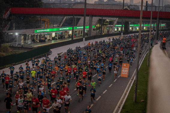 Com mais de dez mil atletas inscritos, Athenas Run Longer acontece neste domingo (20), em São Paulo